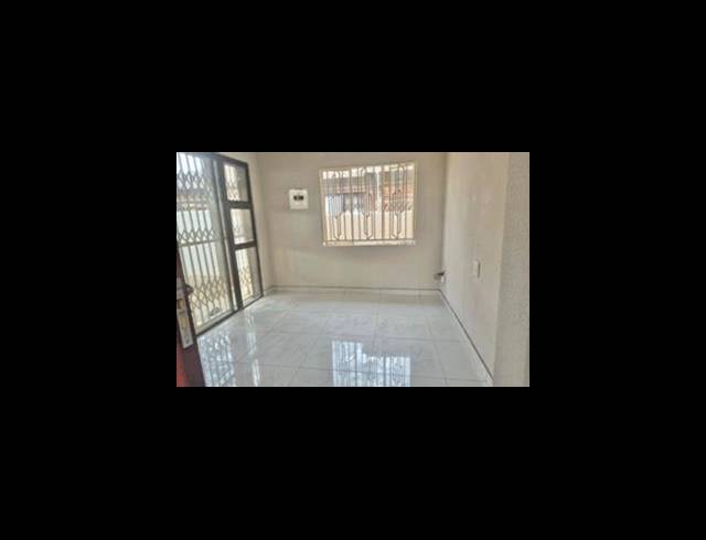 3 BEDROOM HOUSE FOR SALE IN DANVILLE